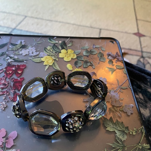 Jewelry - sliver tone and crystal stretch bracelet